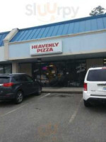 Heavenly Pizza outside