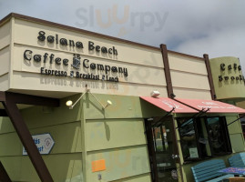 Solana Beach Coffee Company outside