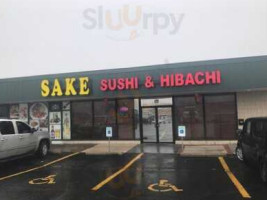 Sake Sushi outside