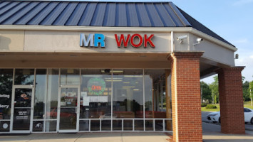 Mr. Wok outside