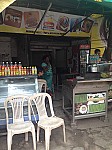 Mumbai Chat & Juice Corner people