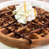 Waffle Queen Cafe food