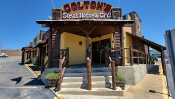 Colton's Steak House Grill Poplar Bluff outside