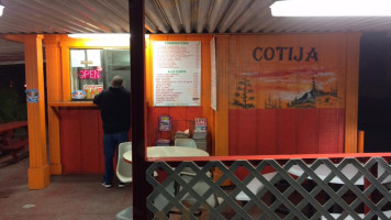 Cutija Taco Shop inside