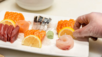 Sushi Yr food