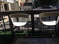 Giori Cafe outside
