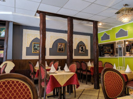 Le palais oriental food