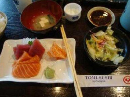 Tomi Sushi food