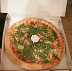 New Yorker's Pizzaservice food