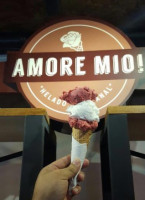 Amore Mio outside