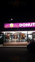 Yum-yum Donuts outside