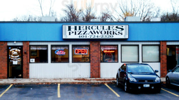 Hercules Pizza Works outside