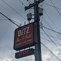 Deez Bar & Grill food