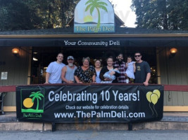 The Palm Deli food
