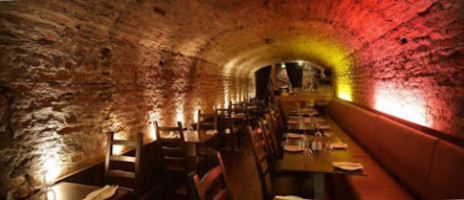 Caverna Italian Restaurant and Wine Bar food