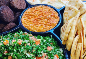 Ghassan's Fresh Mediterranean Eats inside
