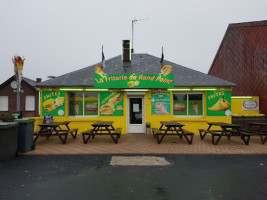 La Friterie Du Rond Point inside