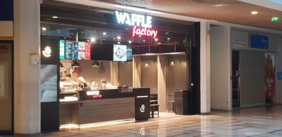 Waffle Factory Les Arcades food