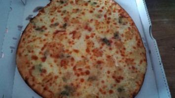 Pizza D'jo food