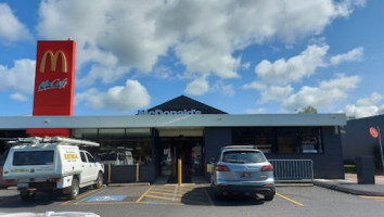 Mcdonald's Coffs Harbour Service Centre outside