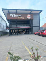 Richeese Factory Mayjen Sutoyo Tegal outside