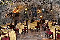 Il Castello inside