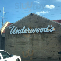Underwood's Cafeteria outside