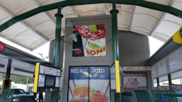 Sonic Drive-in outside