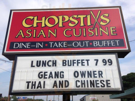 Chopstixs Thai Asian Cuisine food