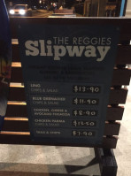 Reggies Slipway food