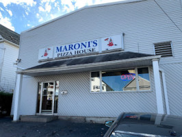 Maroni's Pizza St. Ann Street outside