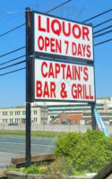 Captain's Cafe outside