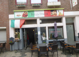 Pizzeria Bella Italia inside