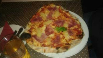 Rossi's Pizza Italian food