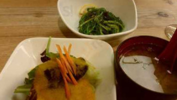 Hinari Sushi food