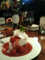 Maggiano's Little Italy food