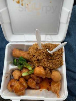 Mui's Chinese Food Carry Out food
