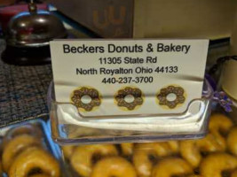 Becker's Donuts And Pizza food