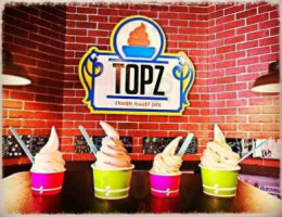 TOPZ Frozen Yogurt & Metro Deli food