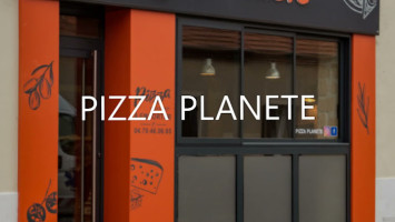 Pizza Planete Moulins food