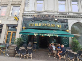 The Old English Pub food