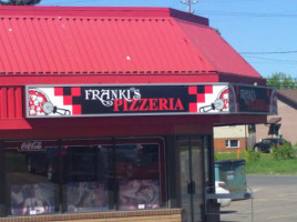 Franki's Pizzeria outside