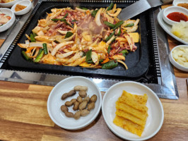 Gomijeong food