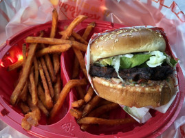 Red Robin Gourmet Burgers And Brews food