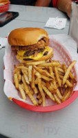 Wink's Drive In food