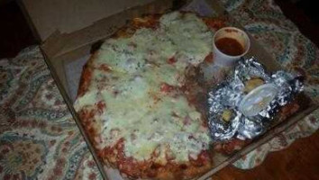 Procolino's Pizza food