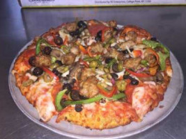 Deo's Pizzeria And Pub food
