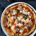 Pomodoro&basilico Pizza And Food food