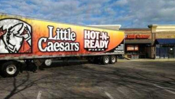 Little Caesars Chaska food