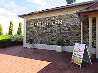 McCracken Country Club Restaurant outside